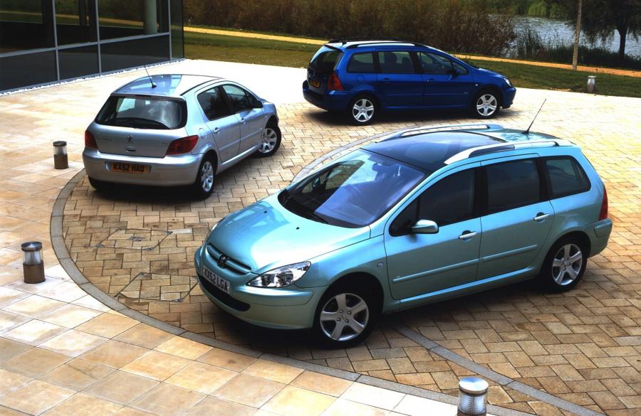  Peugeot 307 SW 2002 года  (фото 7 из 25)